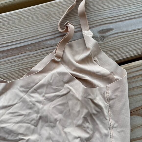 True & Co True Everybody Vneck Neck Bralette Beige / Nude XL - Picture 6 of 7